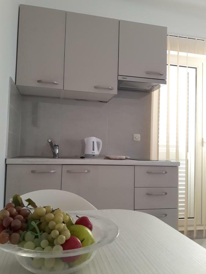 Apartments Nika Trogir Luaran gambar