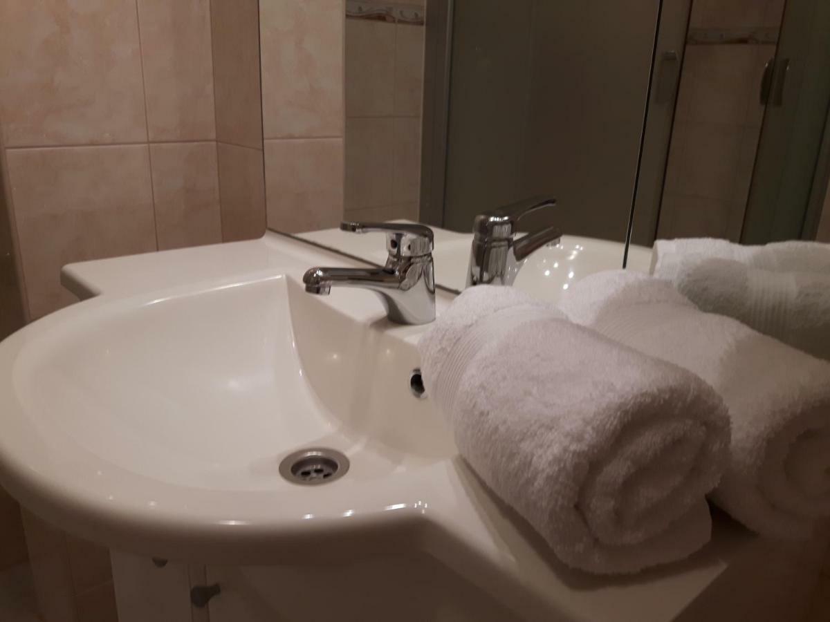 Apartments Nika Trogir Luaran gambar