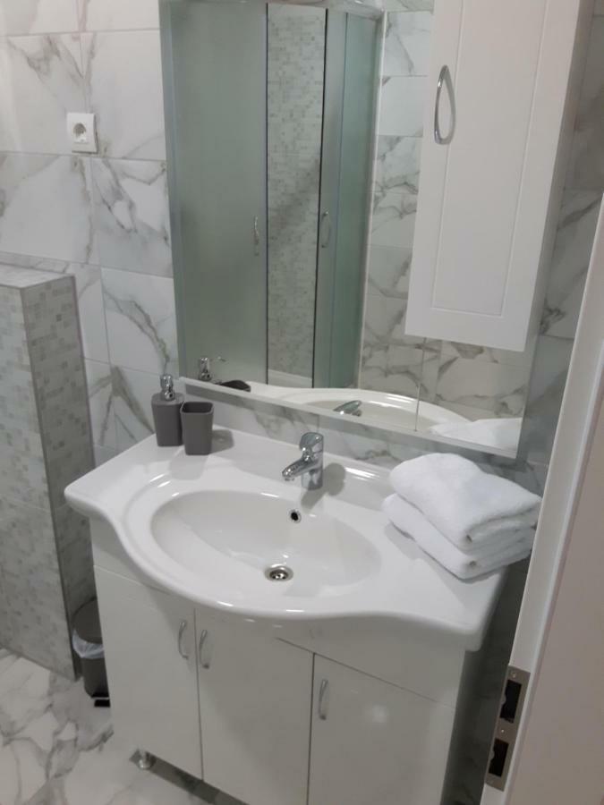 Apartments Nika Trogir Luaran gambar