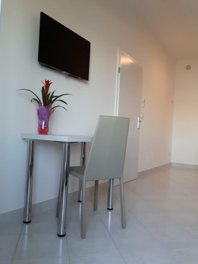 Apartments Nika Trogir Luaran gambar