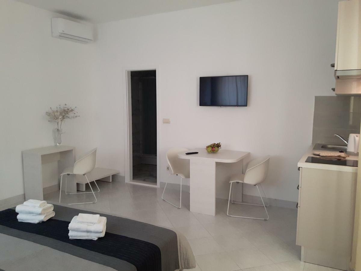 Apartments Nika Trogir Luaran gambar