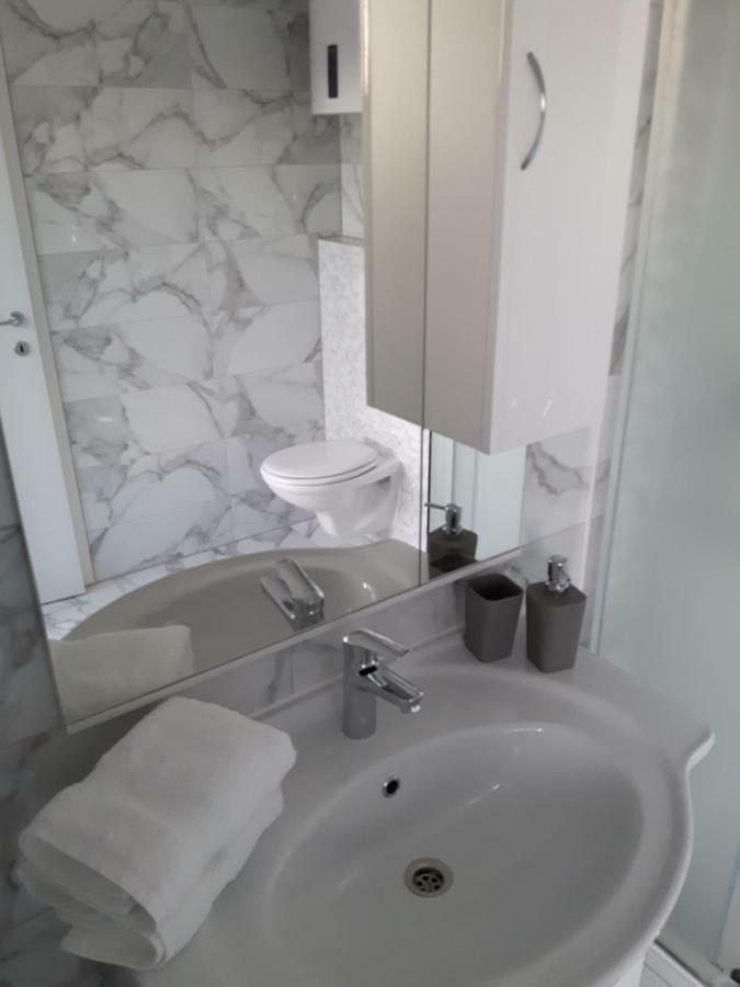 Apartments Nika Trogir Luaran gambar